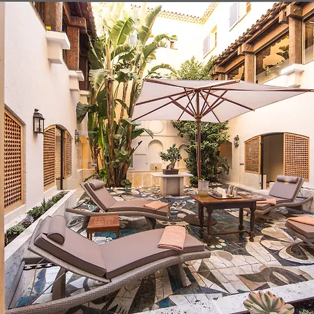 Hotel Byblos 5*