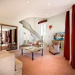 Hotel Byblos