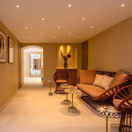 Byblos Hotel