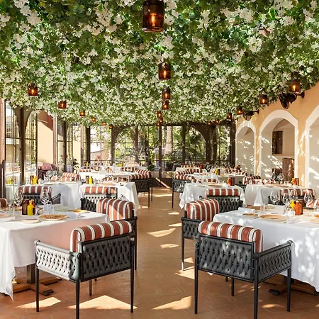 Byblos Hotel Saint-Tropez
