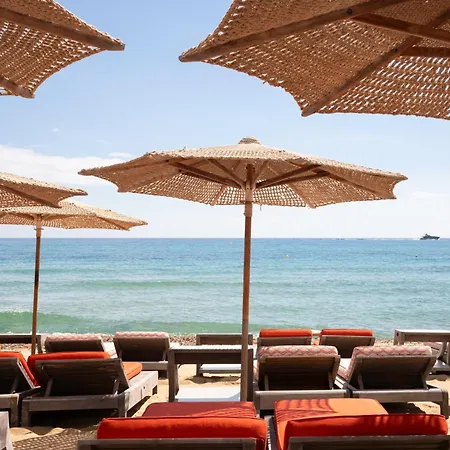 Szálloda Byblos 5*